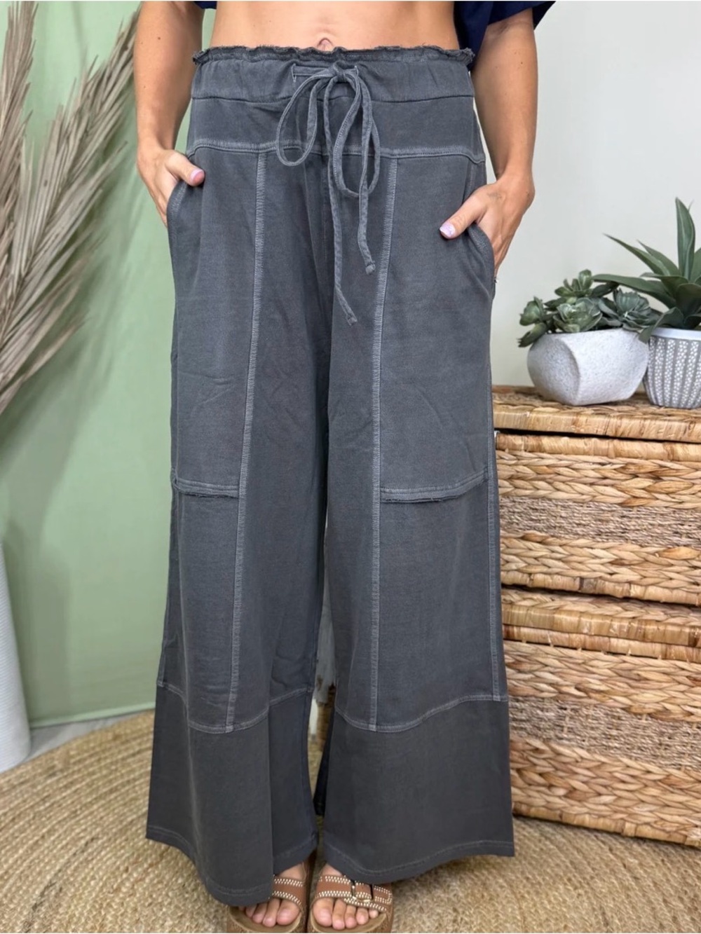 NWOT Zenana Washed Black Wide Leg Drawstring Pants - Picture 2 of 4